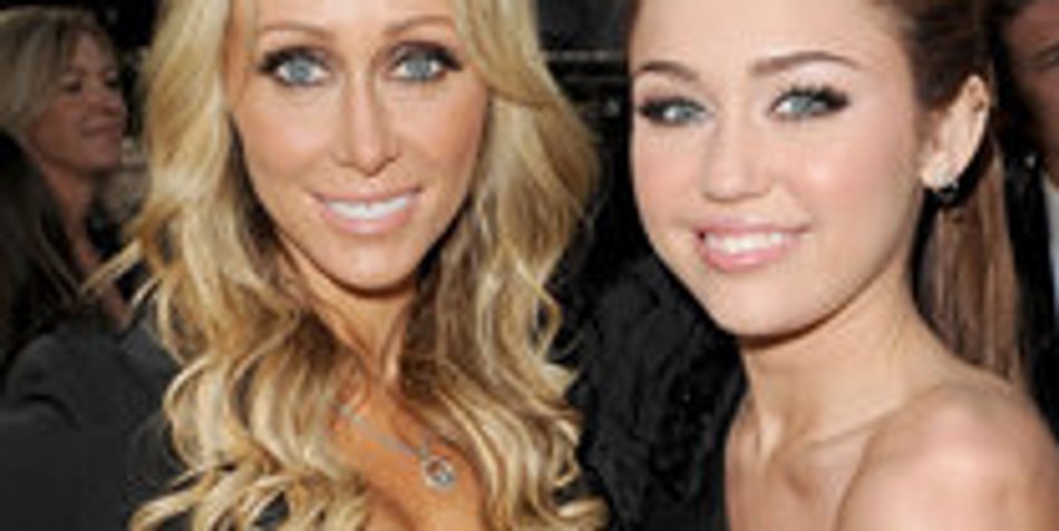 Miley Cyrus: Eingespieltes Mutter-Tochter-Team? Miley Cyrus: Eingespieltes Mutter-Tochter-Team?