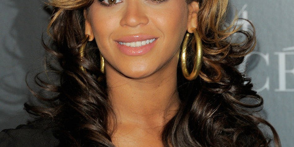 Beyoncé mit Baby zuhause Beyoncé mit Baby zuhause