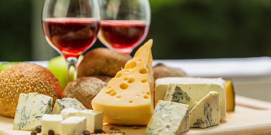 Diese 5 Käse-Sorten solltest du lieber nicht essen Diese 5 Käse-Sorten solltest du lieber nicht essen