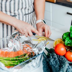 Diagnose Lipödem: Auf diese Ernährung solltest du jetzt setzen
