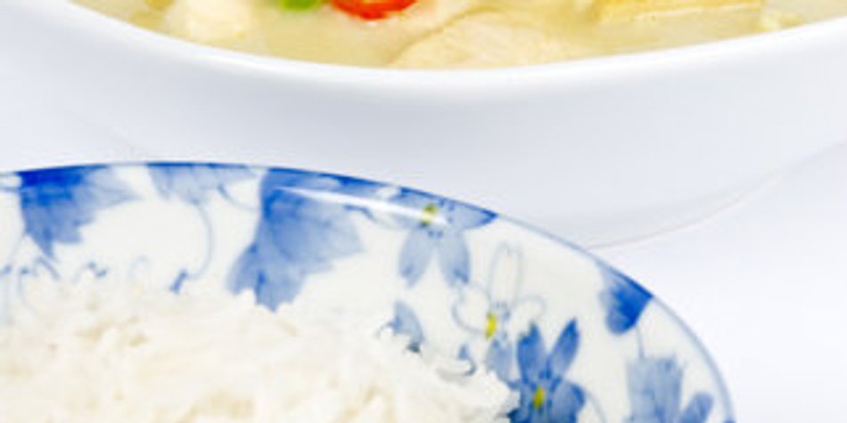 Hähnchen mit Curry-Gemüse Hähnchen mit Curry-Gemüse