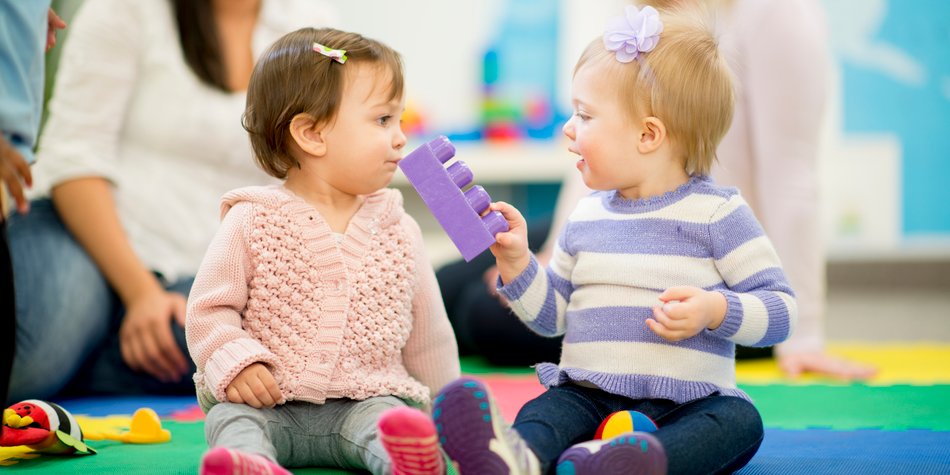 Spielen im Spielkreis: Das beinhaltet die Kindergarten-Vorbereitung Spielen im Spielkreis: Das beinhaltet die Kindergarten-Vorbereitung