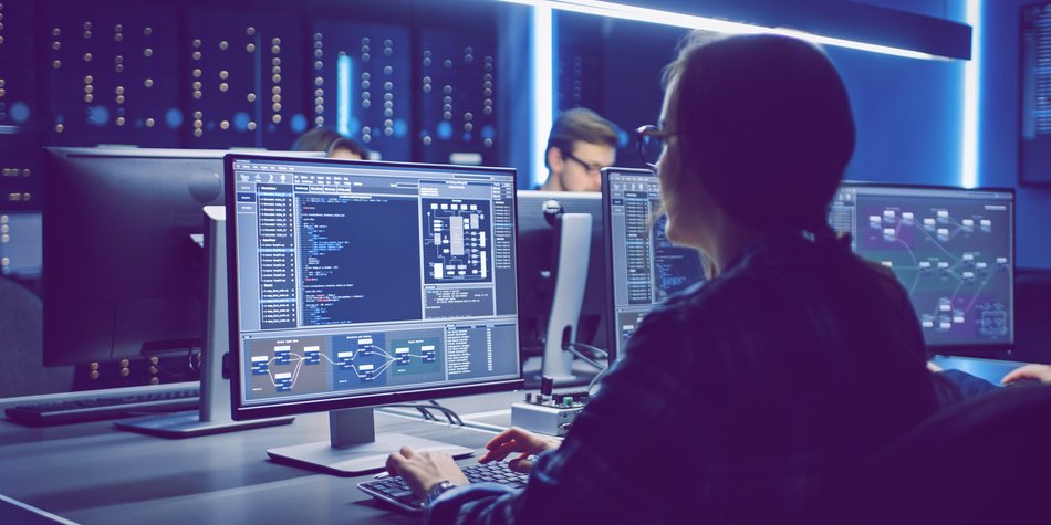 „Vielen Frauen ist unklar, wie kooperativ die Arbeit von Informatikerinnen ist“ „Vielen Frauen ist unklar, wie kooperativ die Arbeit von Informatikerinnen ist“