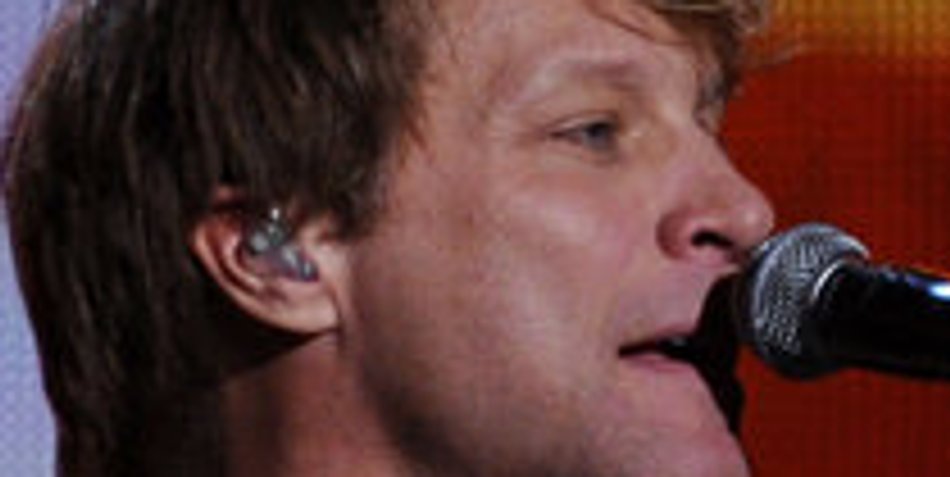 Wetten, dass..? versteigert Bon Jovi-Gitarre Wetten, dass..? versteigert Bon Jovi-Gitarre