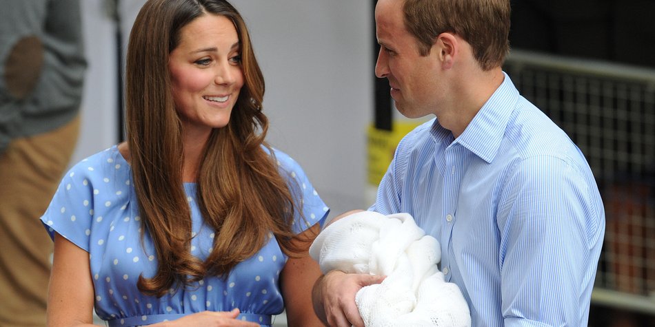 Kate Middleton stellt Prinz George der Royal Family vor Kate Middleton stellt Prinz George der Royal Family vor
