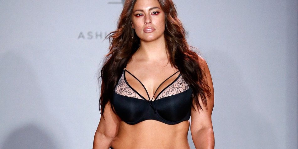 Ashley Graham: Plus-Size auf der Fashion Week Ashley Graham: Plus-Size auf der Fashion Week