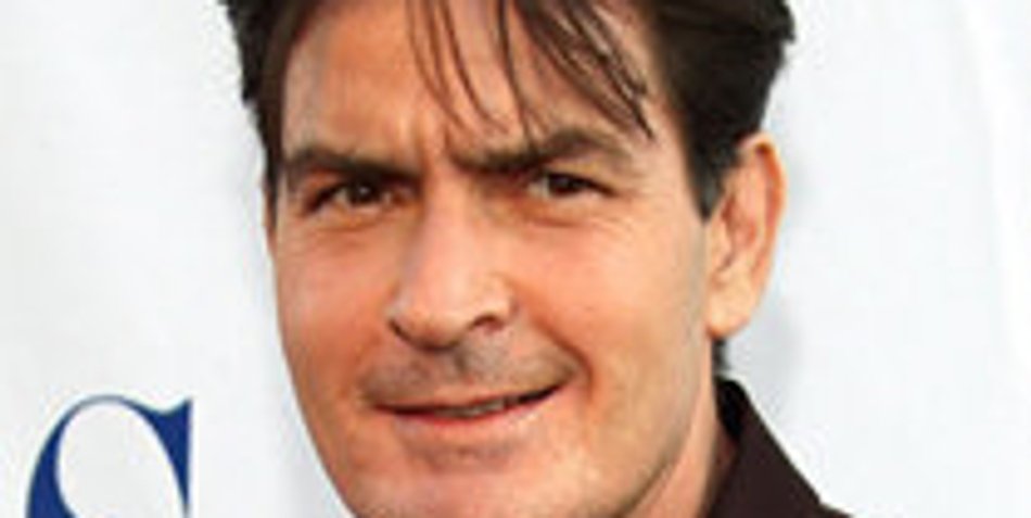 Charlie Sheen will wieder arbeiten Charlie Sheen will wieder arbeiten