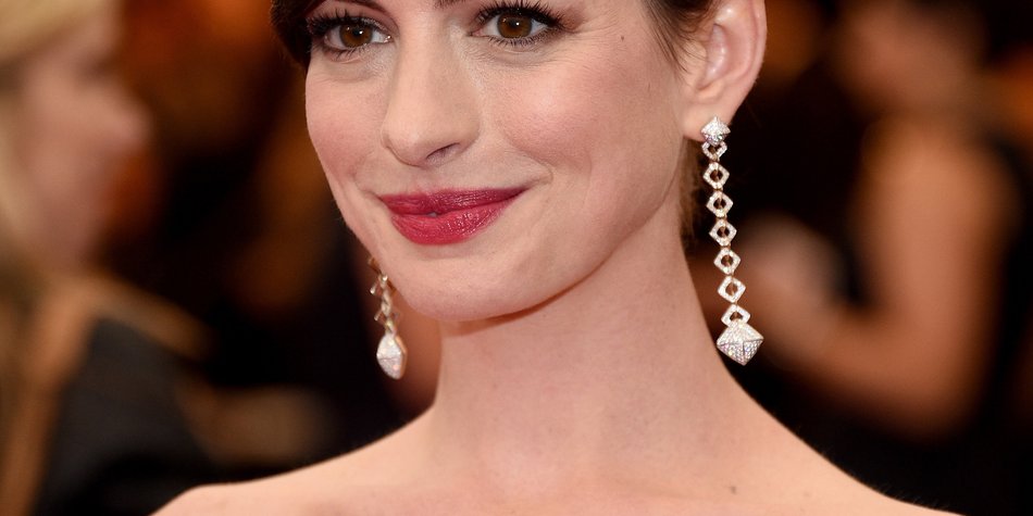 Anne Hathaway kam mit ihrem Ruhm nicht zurecht Anne Hathaway kam mit ihrem Ruhm nicht zurecht