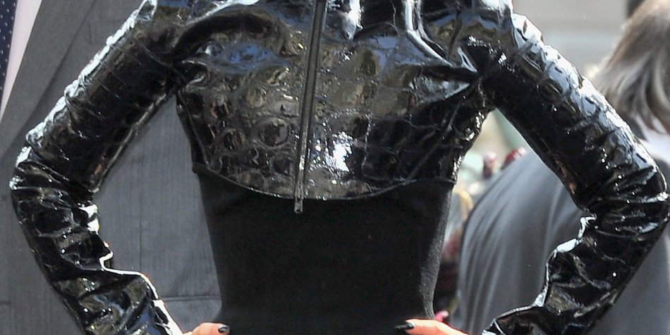Lady Gaga verträgt Schmerzen dank strenger Erziehung Lady Gaga verträgt Schmerzen dank strenger Erziehung
