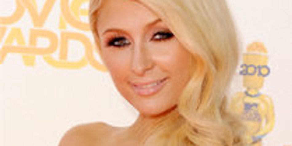 Paris Hilton: Bezahlung für Party? Paris Hilton: Bezahlung für Party?