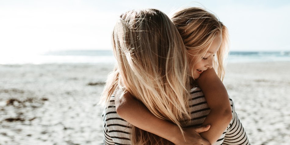 Was ist Attachment Parenting? Methodik & Kritik auf einen Blick Was ist Attachment Parenting? Methodik & Kritik auf einen Blick