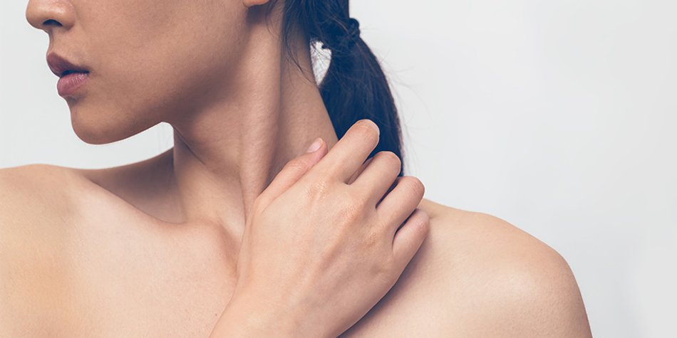 Beauty-Treatments für den Hals: Goodbye Doppelkinn und schlaffe Haut Beauty-Treatments für den Hals: Goodbye Doppelkinn und schlaffe Haut