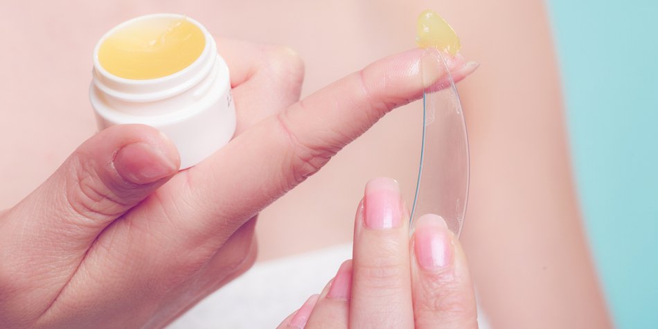 Melkfett: 7 geniale Anwendungsbereiche für den Pflegebalsam Melkfett: 7 geniale Anwendungsbereiche für den Pflegebalsam