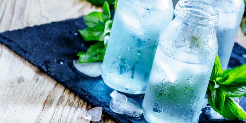 Coole Wasser-Cocktails für heiße Nächte Coole Wasser-Cocktails für heiße Nächte