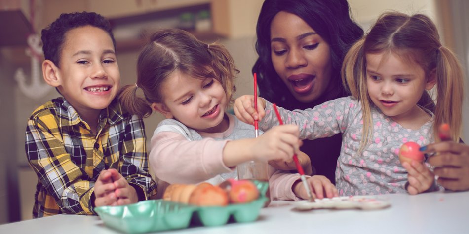 Ausbildung zur Tagesmutter: Das kommt auf dich zu Ausbildung zur Tagesmutter: Das kommt auf dich zu