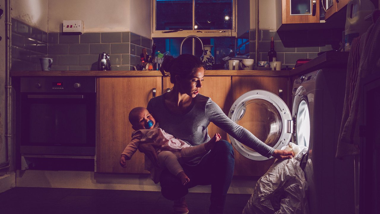 Care Arbeit Frau Kind Wäsche Care Arbeit Frau Kind Wäsche