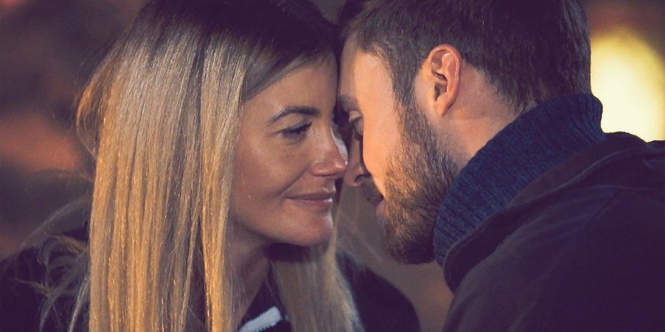 „Bachelor“-Stephie offenbart Niko ein überraschendes Geheimnis! „Bachelor“-Stephie offenbart Niko ein überraschendes Geheimnis!