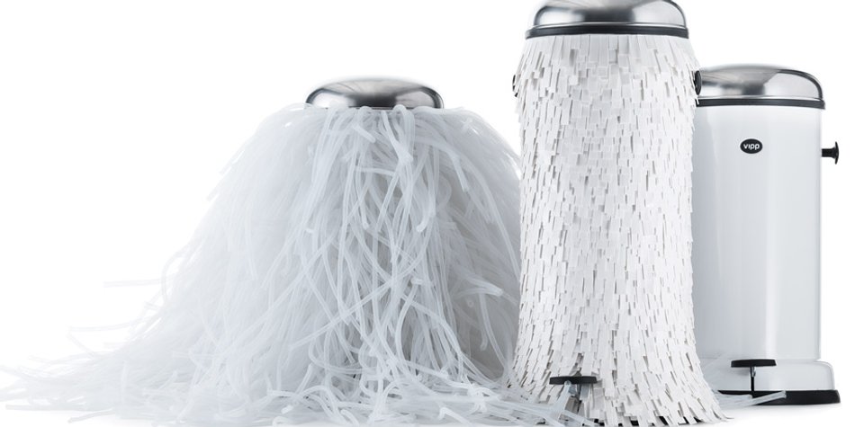 Tret à Porter: Lever Couture kleidete Vipp-Mülleimer ein Tret à Porter: Lever Couture kleidete Vipp-Mülleimer ein