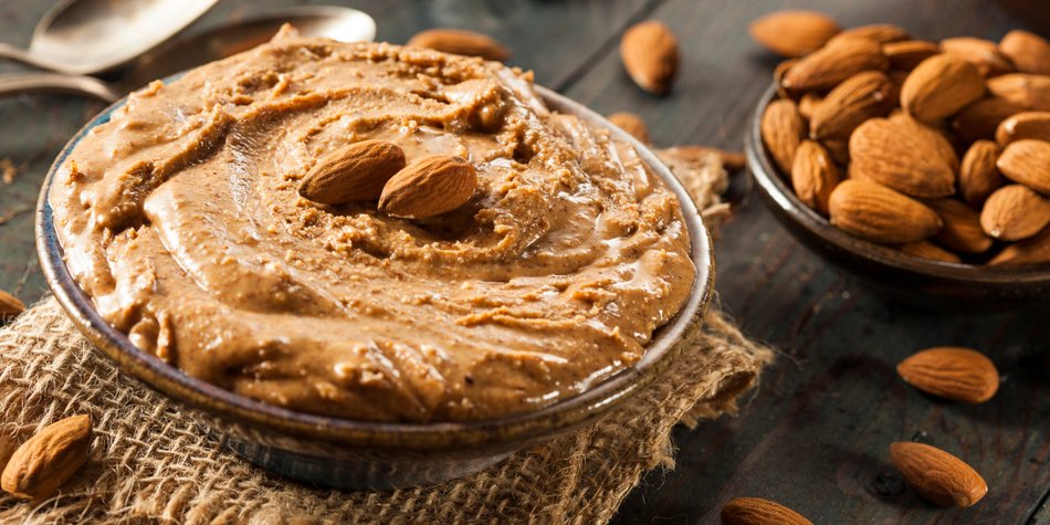 Rezept: Leckeres Mandelmus selbst machen Rezept: Leckeres Mandelmus selbst machen