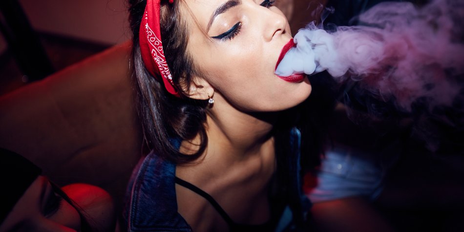 Wie Shisha-Rauchen deiner Gesundheit schadet Wie Shisha-Rauchen deiner Gesundheit schadet