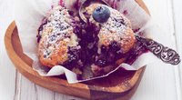 So machst du saftige vegane Blaubeer-Muffins