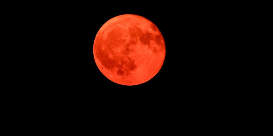 Blutmond: Der wunderschöne Vollmond im Oktober Blutmond: Der wunderschöne Vollmond im Oktober