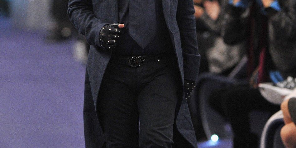 Karl Lagerfeld hält nichts von höflicher Zurückhaltung Karl Lagerfeld hält nichts von höflicher Zurückhaltung
