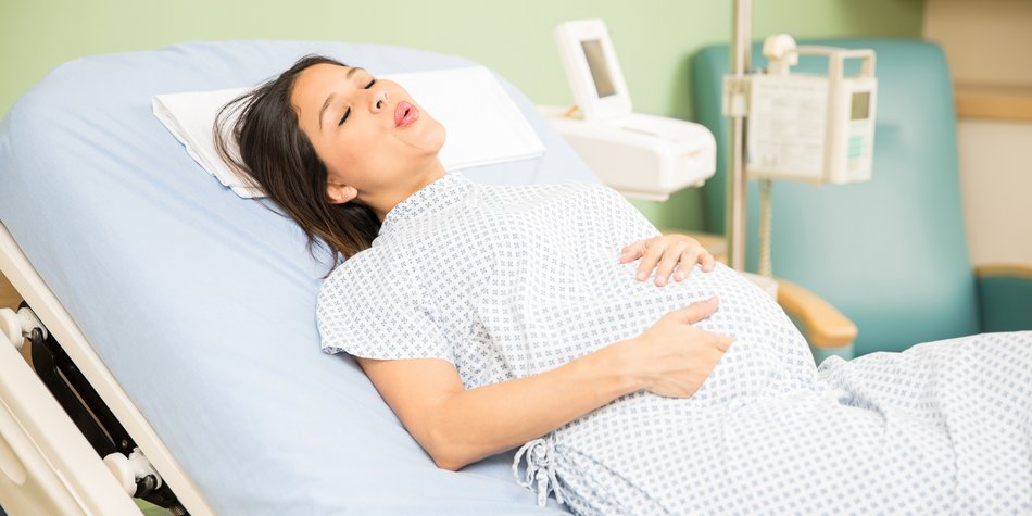 Frauen berichten, wie sich Wehen anfühlen Frauen berichten, wie sich Wehen anfühlen