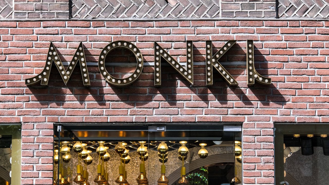 Mit diesem Must-have von Monki kommst du warm durch den Herbst. Mit diesem Must-have von Monki kommst du warm durch den Herbst.