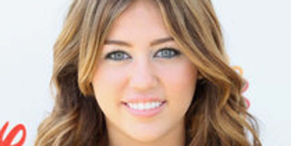 Miley Cyrus verteidigt Nacktbilder erneut Miley Cyrus verteidigt Nacktbilder erneut