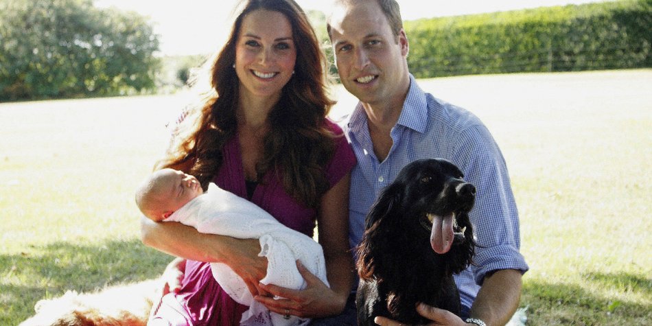 Kate Middleton und Prinz William veröffentlichen erste offizielle Familienfotos Kate Middleton und Prinz William veröffentlichen erste offizielle Familienfotos