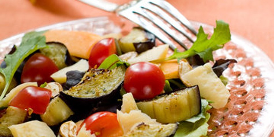 Gegrillter Gemüsesalat Gegrillter Gemüsesalat
