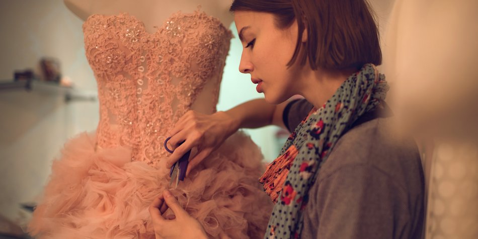 Modedesigner werden: In der Fashion-Welt arbeiten! Modedesigner werden: In der Fashion-Welt arbeiten!