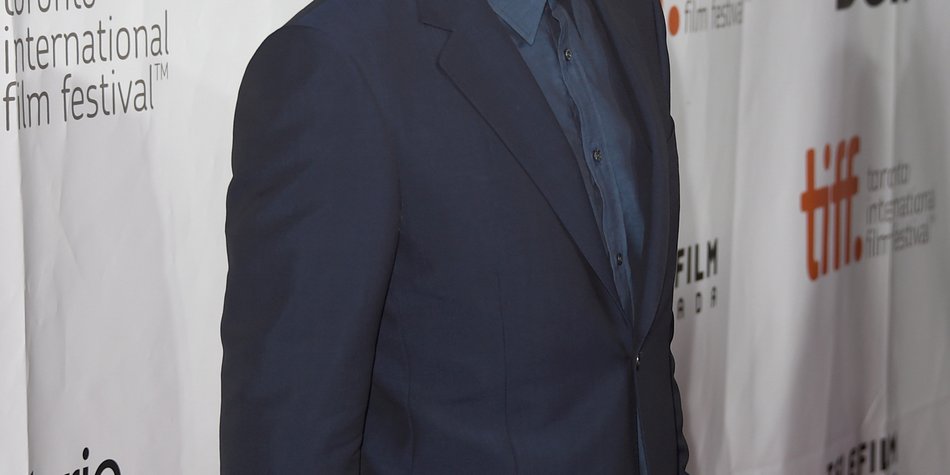 Robert Pattinson ist unter der Haube – ob er will oder nicht Robert Pattinson ist unter der Haube – ob er will oder nicht