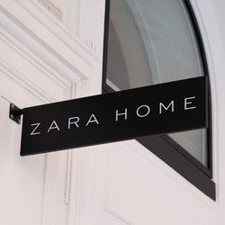 Dieser schicke Wandspiegel von Zara Home peppt dein Badezimmer auf