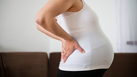 Rückengesund durch die Schwangerschaft