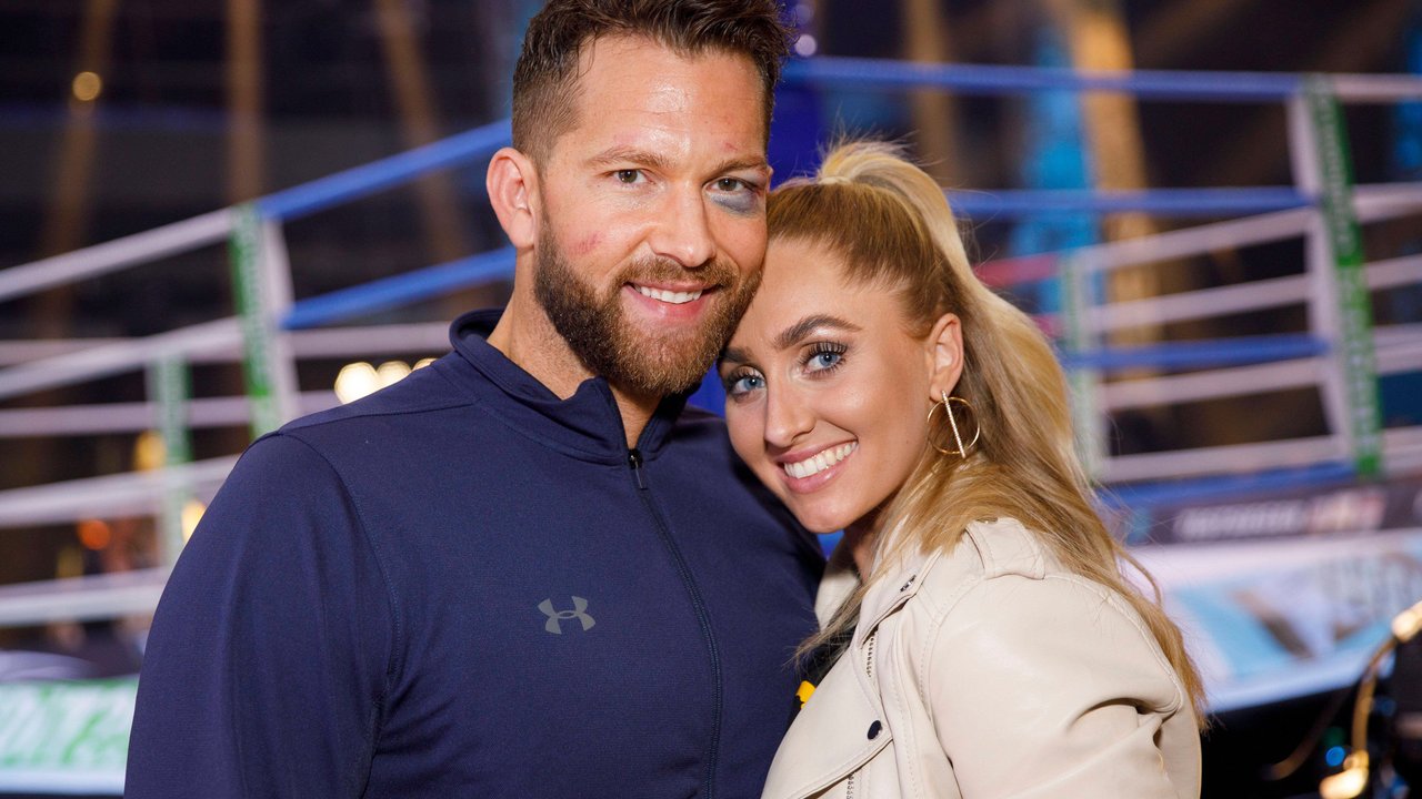 Oliver Sanne und Freundin Jil Rock beim 1. Kampfabend von „Das große SAT. Promiboxen“ in Köln. Oliver Sanne und Freundin Jil Rock beim 1. Kampfabend von „Das große SAT. Promiboxen“ in Köln.