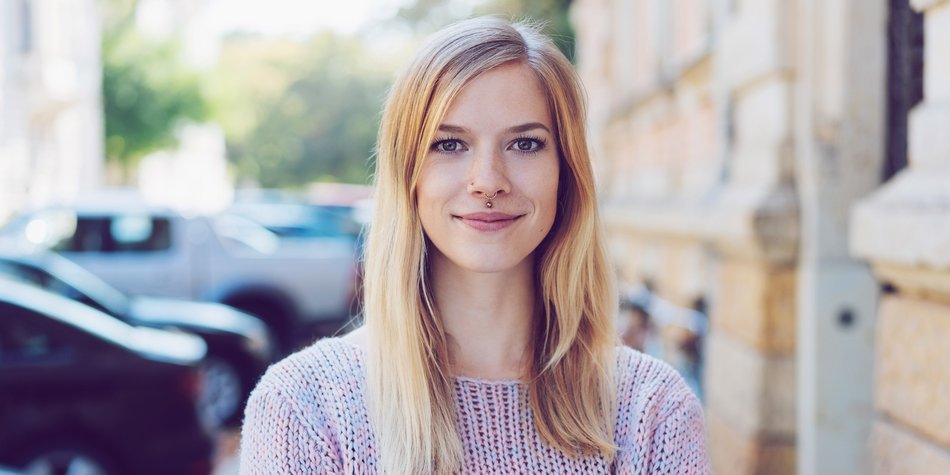 Medusa-Piercing: Das musst du vor dem Stechen des Oberlippenpiercings wissen Medusa-Piercing: Das musst du vor dem Stechen des Oberlippenpiercings wissen