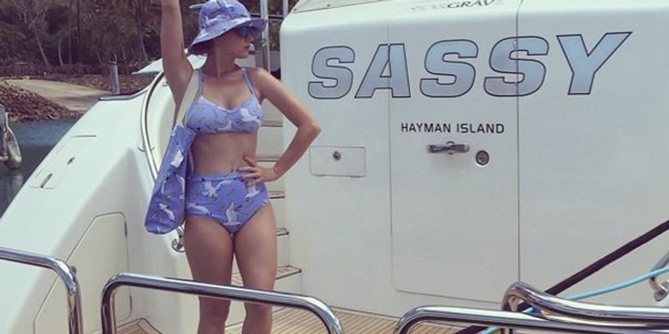 Katy Perry feiert den Winteranfang im Bikini Katy Perry feiert den Winteranfang im Bikini