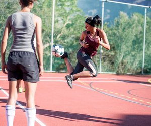 Kalorienverbrauch Fußball: So viel verbrennst du beim Kicken