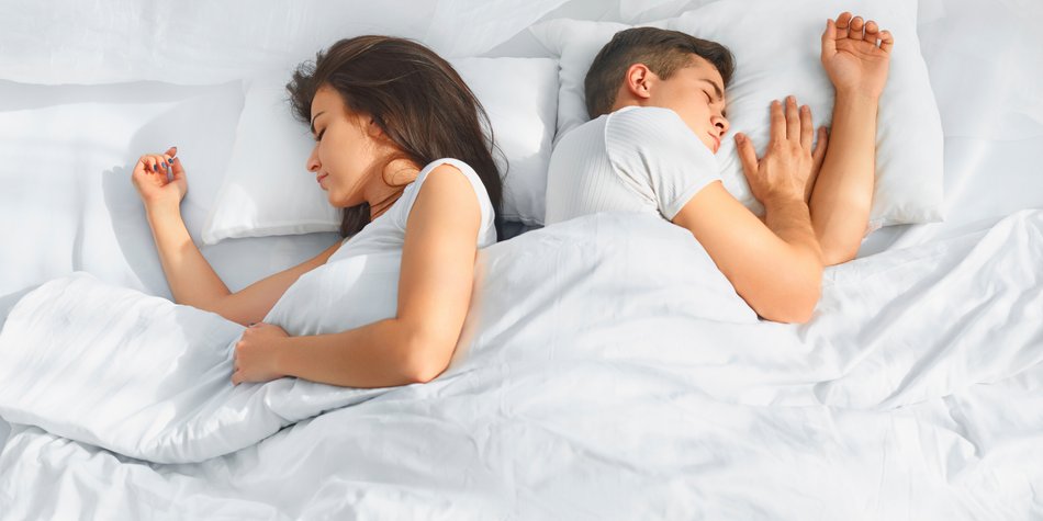 Dein Partner klaut die Decke? Jetzt nicht mehr! Dein Partner klaut die Decke? Jetzt nicht mehr!
