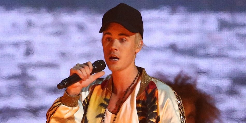 Justin Bieber steht auf sexy Malbücher Justin Bieber steht auf sexy Malbücher