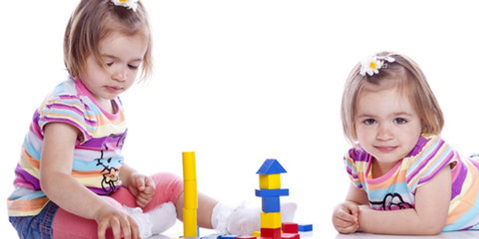 Spiele und Spielzeug für Kleinkinder Spiele und Spielzeug für Kleinkinder