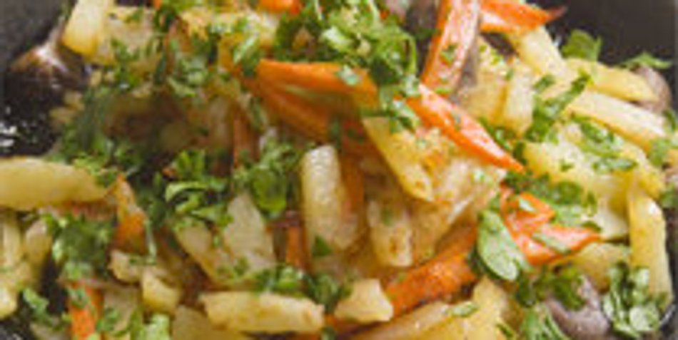 Gemüsepfanne mit Hähnchen Gemüsepfanne mit Hähnchen