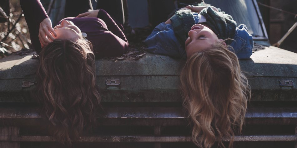 Verliebt in die beste Freundin: Und jetzt? Verliebt in die beste Freundin: Und jetzt?