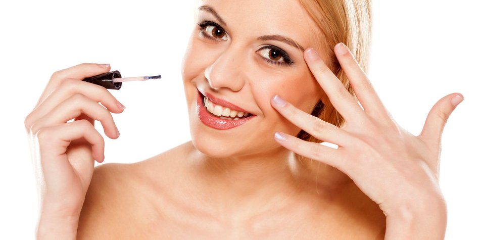 Gelbe Fingernägel loswerden: 7 Tipps & Tricks! Gelbe Fingernägel loswerden: 7 Tipps & Tricks!
