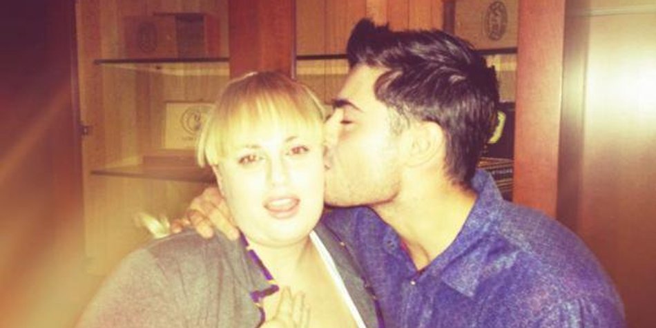 Zac Efron ist in Rebel Wilson verknallt! Zac Efron ist in Rebel Wilson verknallt!