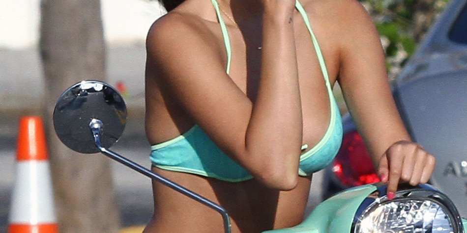 Selena Gomez: Nacktszenen als Karriere-Booster? Selena Gomez: Nacktszenen als Karriere-Booster?
