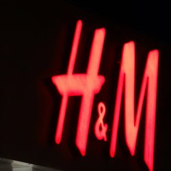 Dieses Baumwollkleid von H&M wäre für Hermine Granger ein Frühlings-Must-have