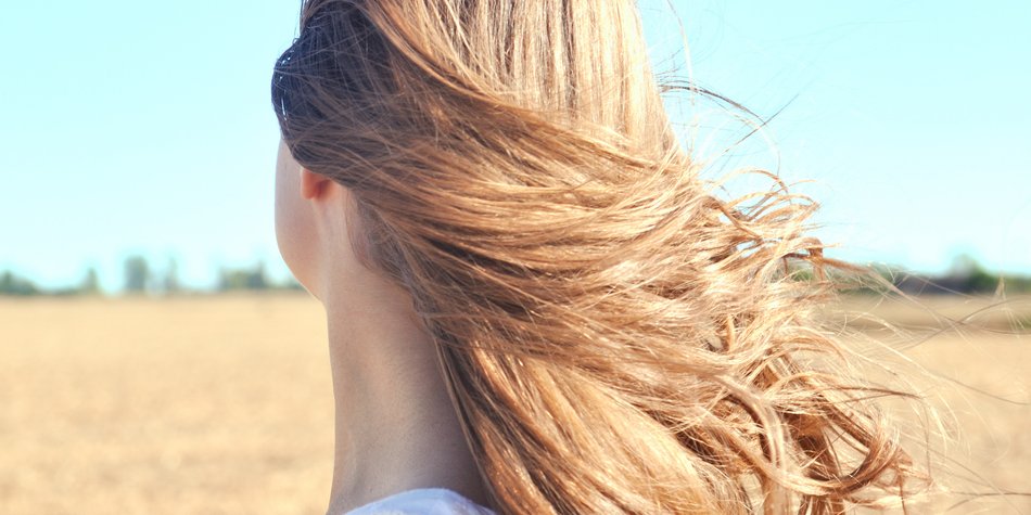 Bundrop: Wenn die Haare in Slow Motion fallen Bundrop: Wenn die Haare in Slow Motion fallen